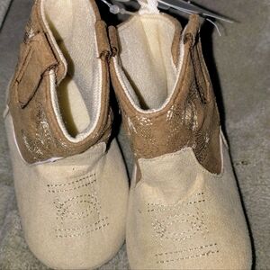 Stepping Stones Unisex Cowboy Boots. 9-12 Months. Brand New With Tags.